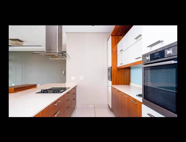 3 BEDROOM APARTMENT FOR SALE IN UMHLANGA RIDGE